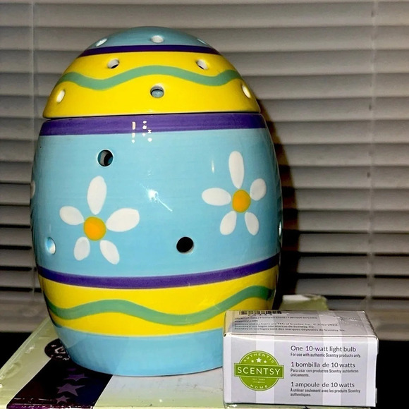 BUNDLE Scentsy Authentic EASTER EGG Wax Fragrance Wax Melt Warmer/Bulb/Wax Bar - Picture 2 of 4
